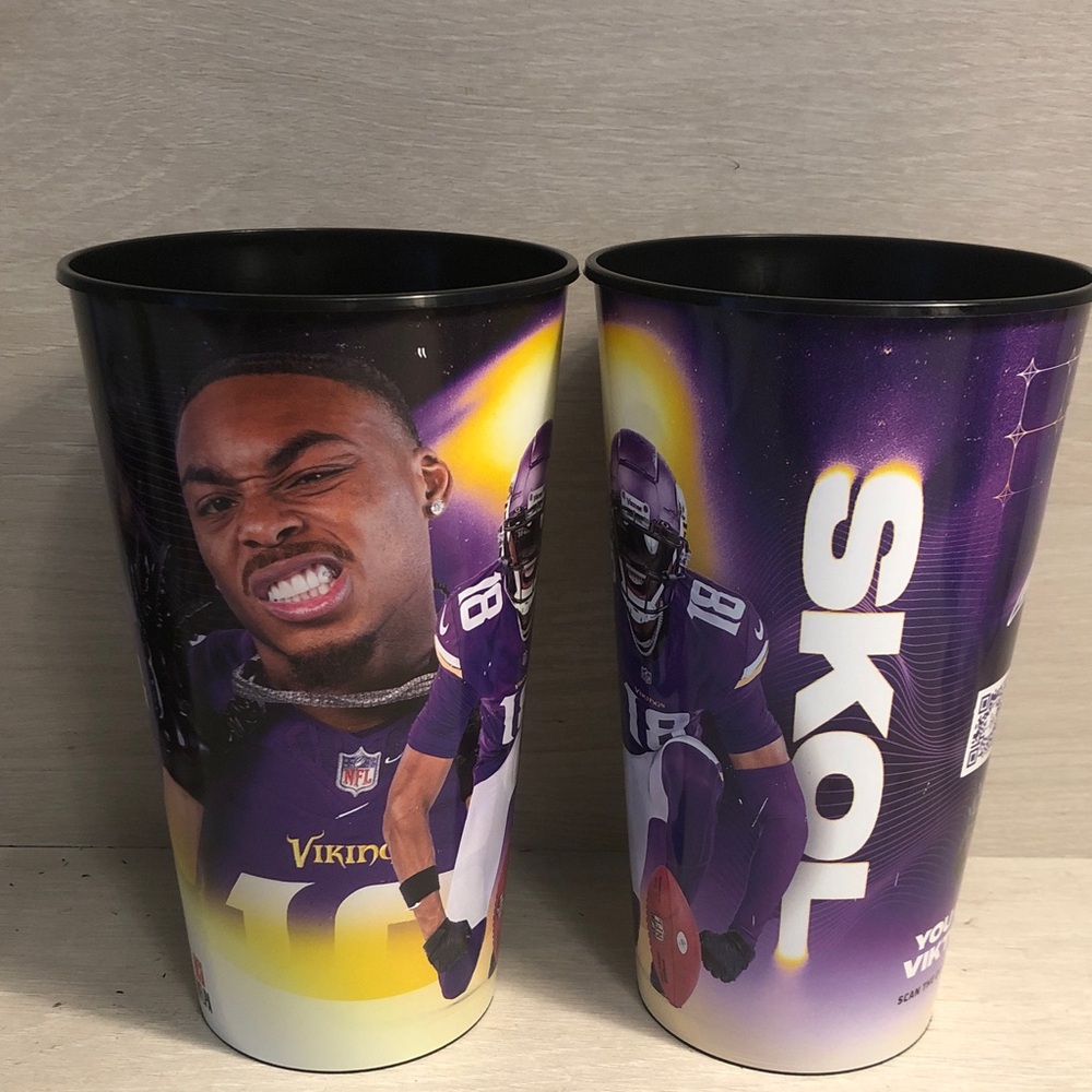 Minnesota Vikings Justin Jefferson 32oz Plastic Stadium Pepsi Cups Lot of 2
